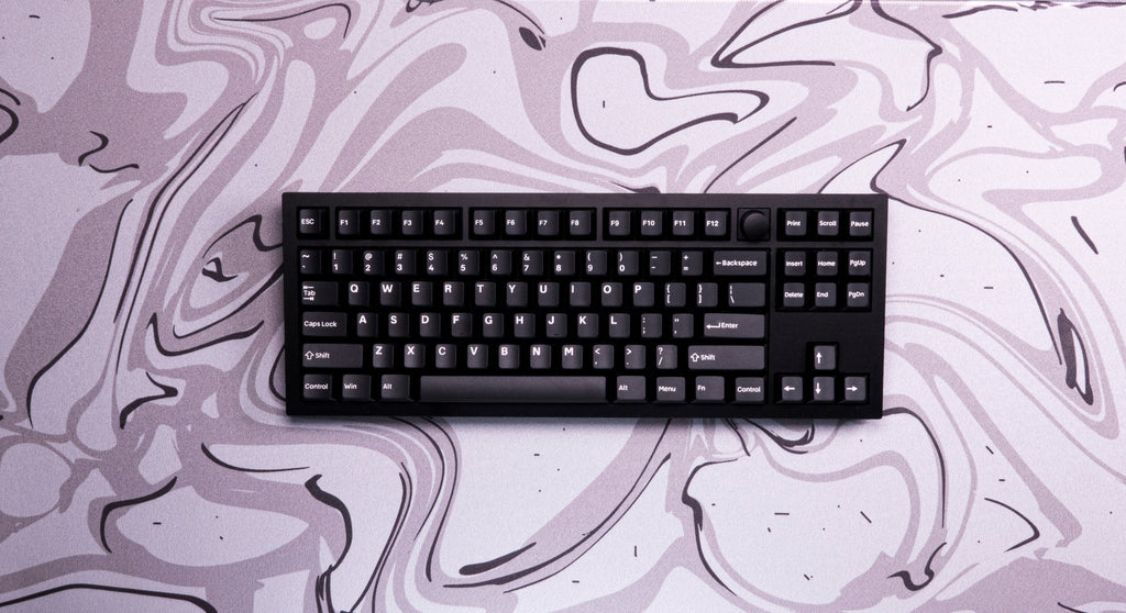 Marble Liquid V2 Desk Mat – 900 × 400 mm