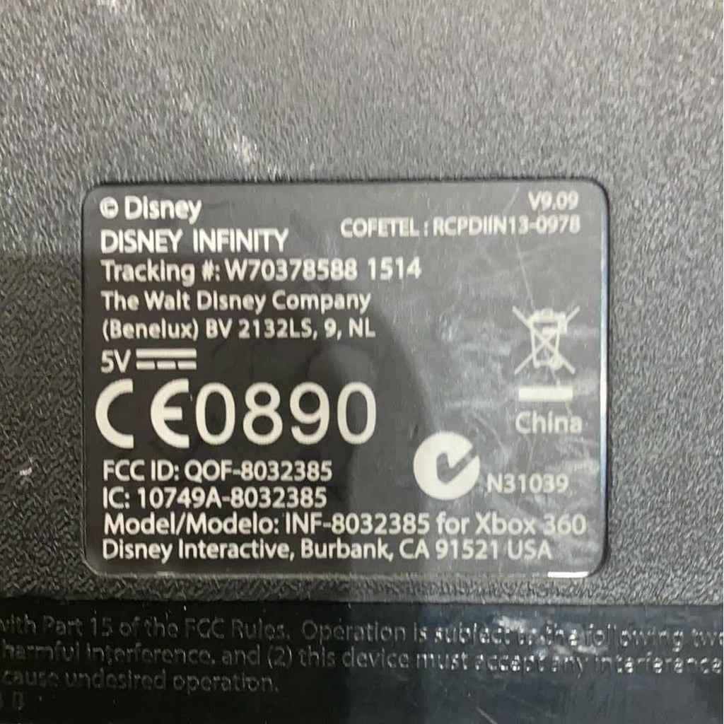 Disney Infinity Portal Base Pad - Xbox 360, PS3, PS4, PS5, Wii and Wii U Model 8032386